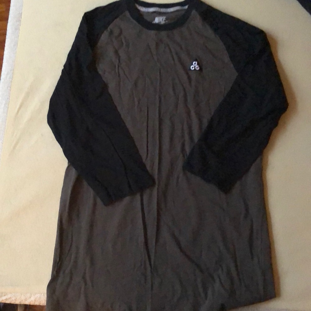 Nike ACG 3/4 sleeve t-shirt